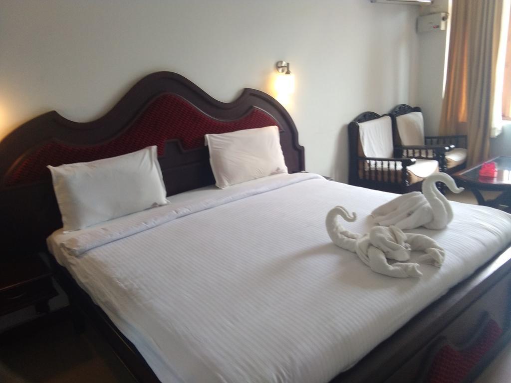Indraprastha Beach Resort 바르칼라 외부 사진