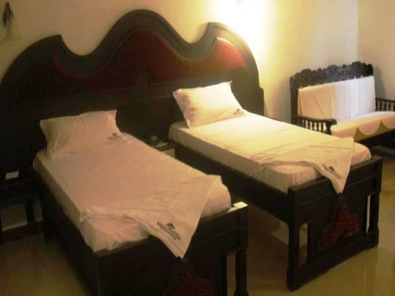 Indraprastha Beach Resort 바르칼라 외부 사진